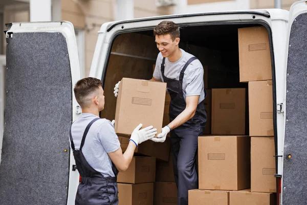 Why Choose Professional Moving Services in Toronto?